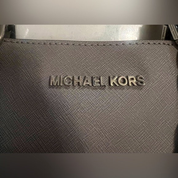 Michael Kors Harper Gray Saffiano Leather Tote Silver Hardware Shoulder Bag - Picture 2 of 11